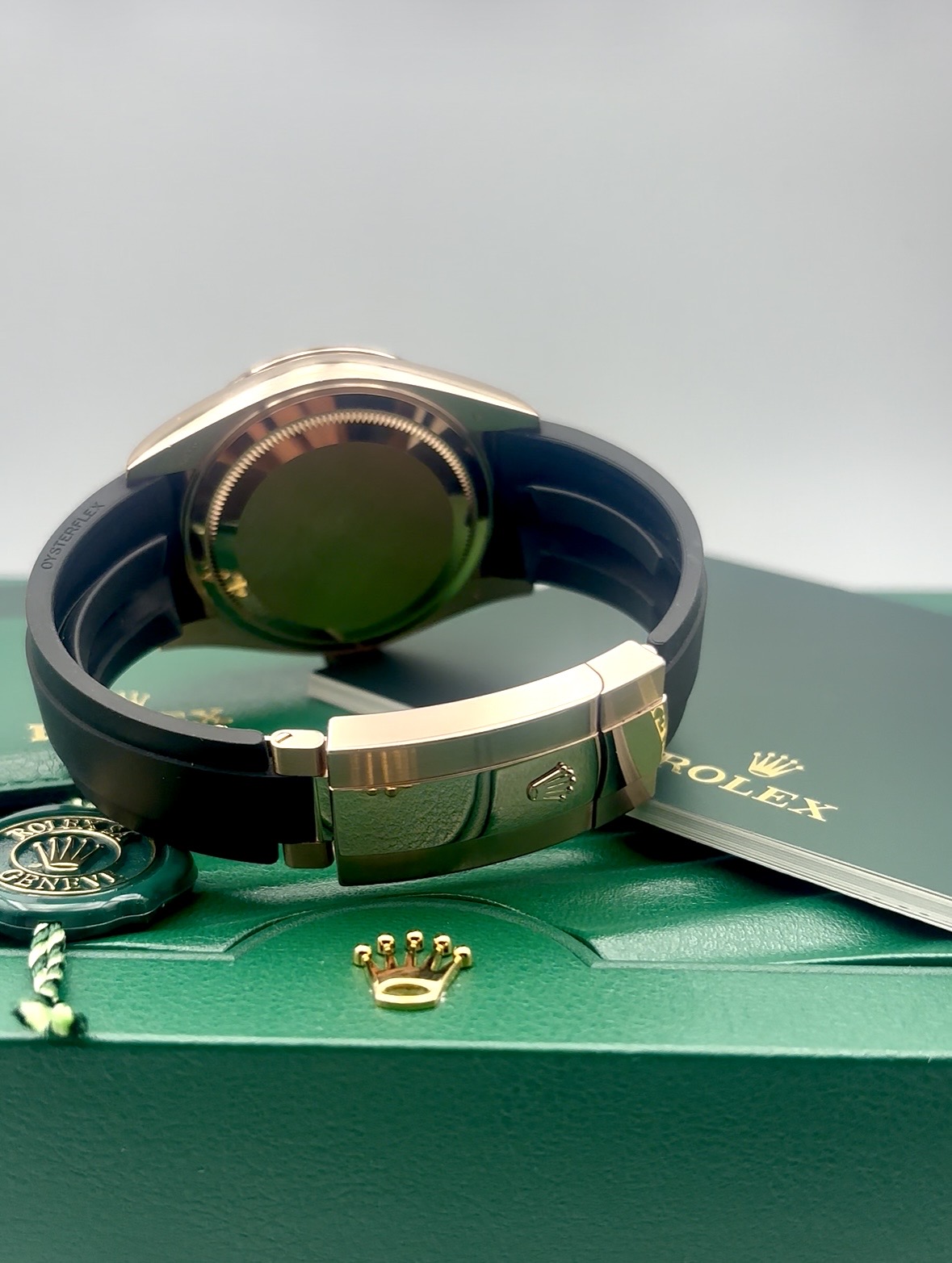 Rolex skydweller or rose